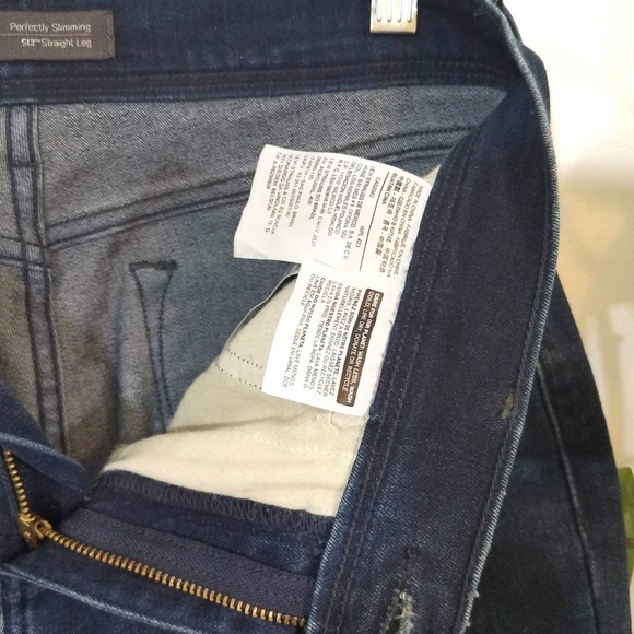 ~SOLD~Levi's 512 Perfectly Slimming Straight Jeans - Picture 4 of 6